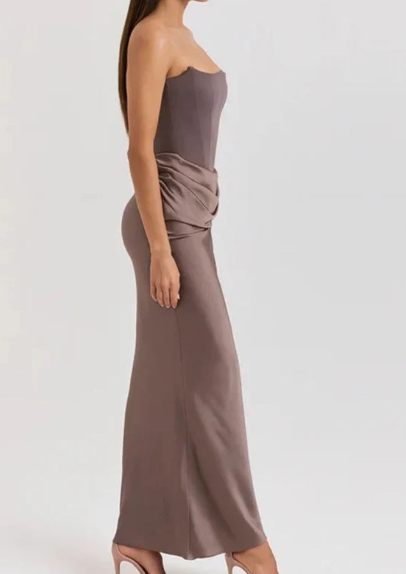 Women’s Strapless Maxi Dress – Clean Cut Design for Formal Occasions