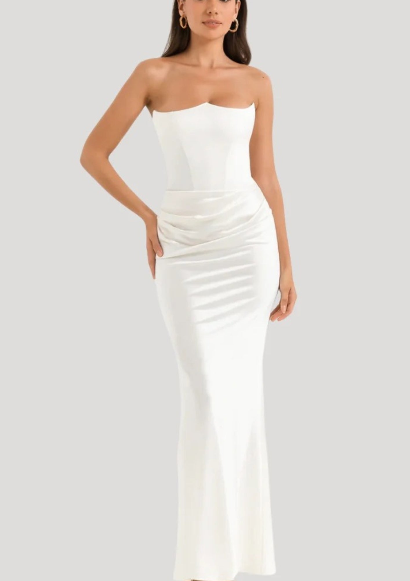 Women’s Strapless Maxi Dress – Clean Cut Design for Formal Occasions